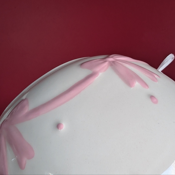 โSOLDโTrending ๐ Bow Design Teapot by Bluebird & Willow ๐ - Picture 6 of 7